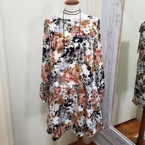 M Low Back Slit Sleeve Floral Print Swing Dress M